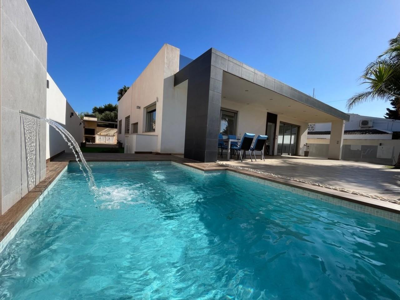 Villa for Sale in Cartagena