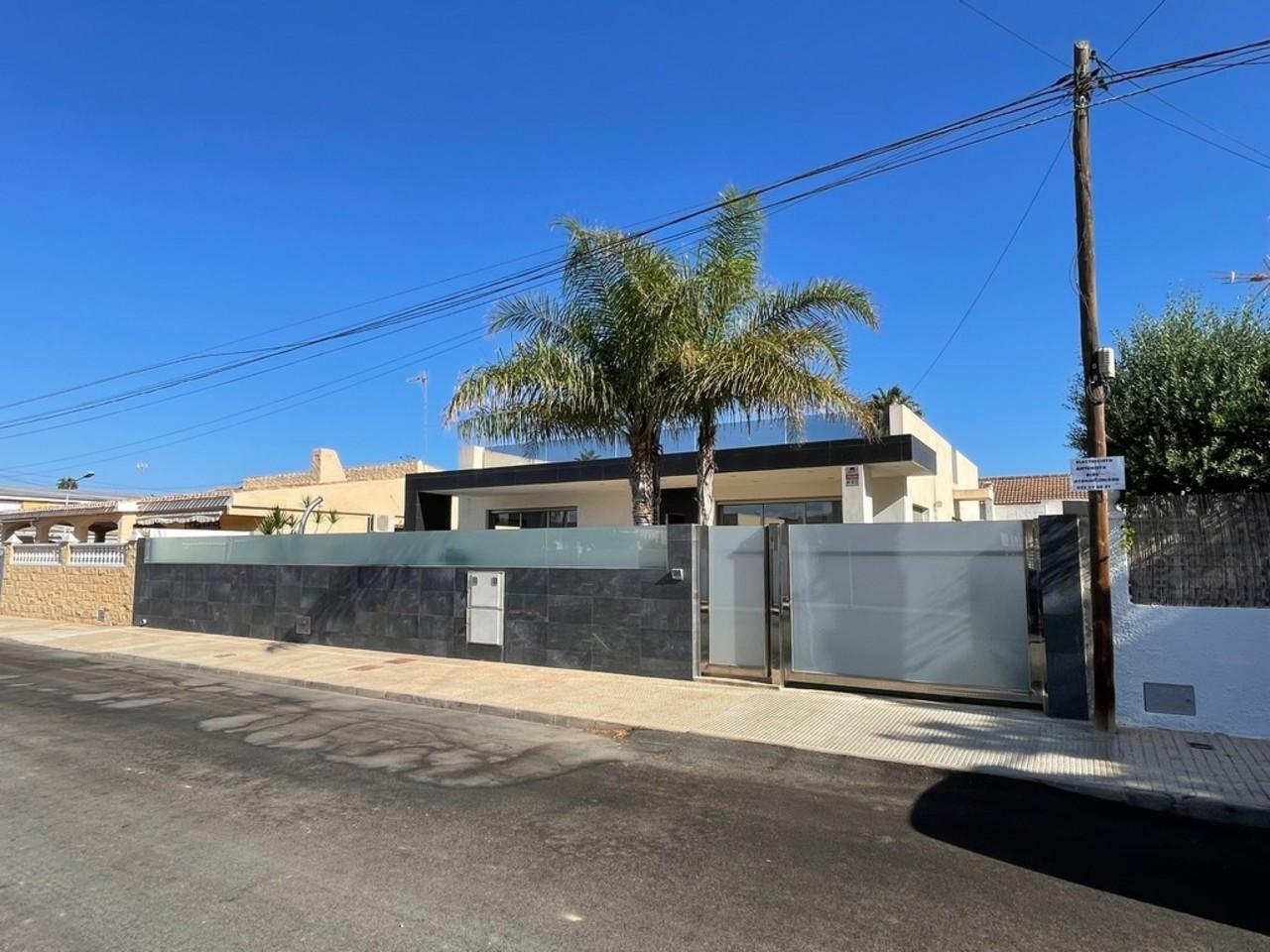 Villa for Sale in Cartagena