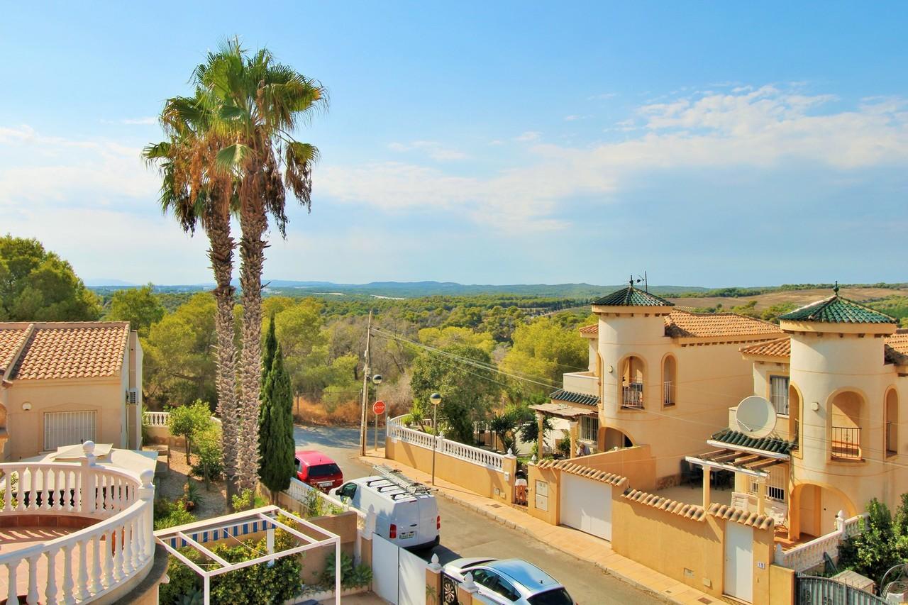 Villa en Venta en Orihuela