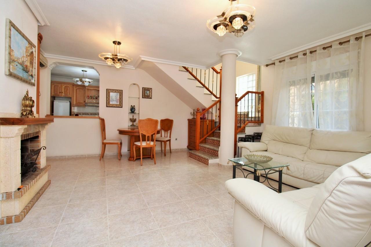 Villa en Venta en Orihuela