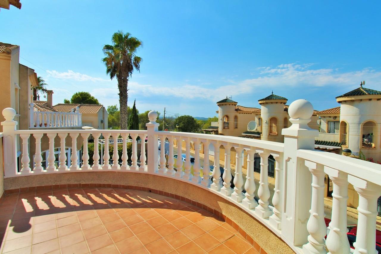 Villa en Venta en Orihuela