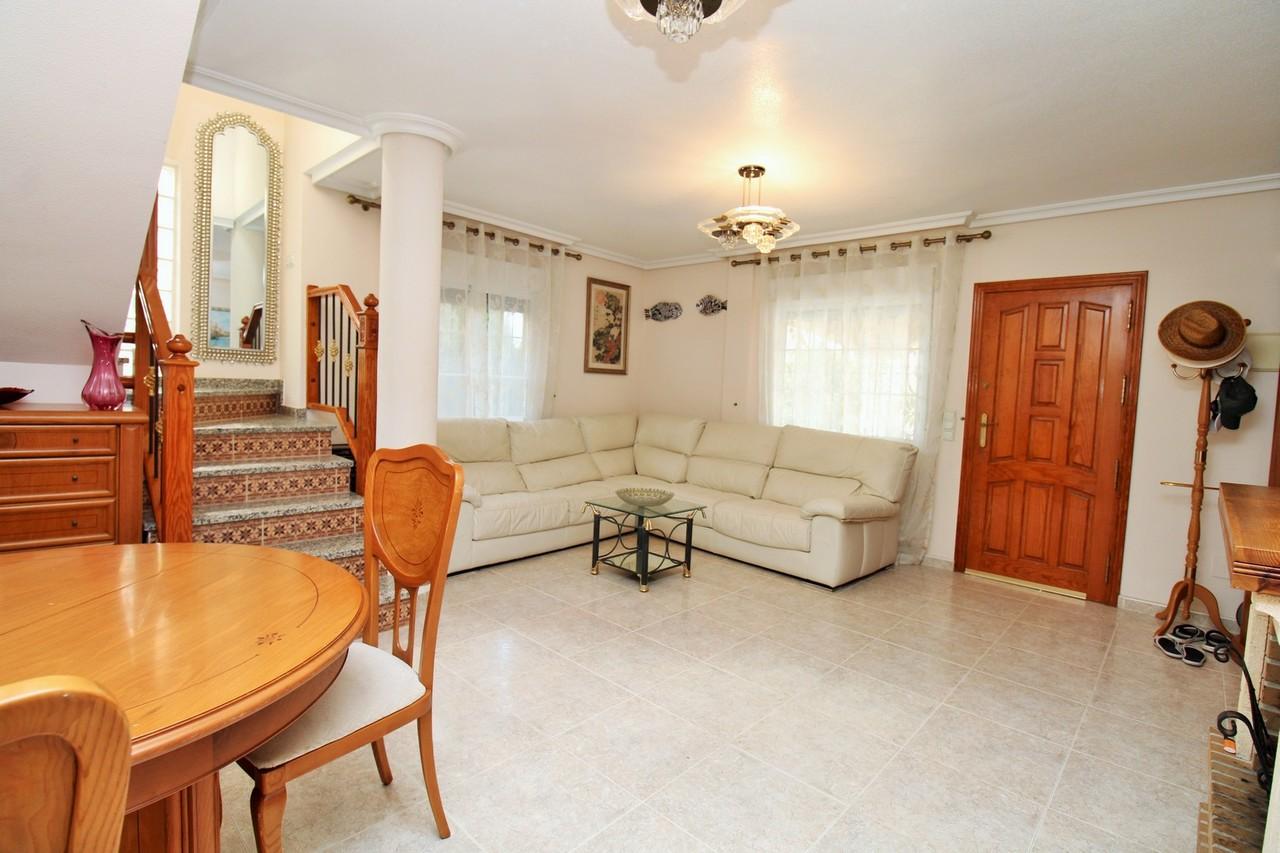 Villa en Venta en Orihuela