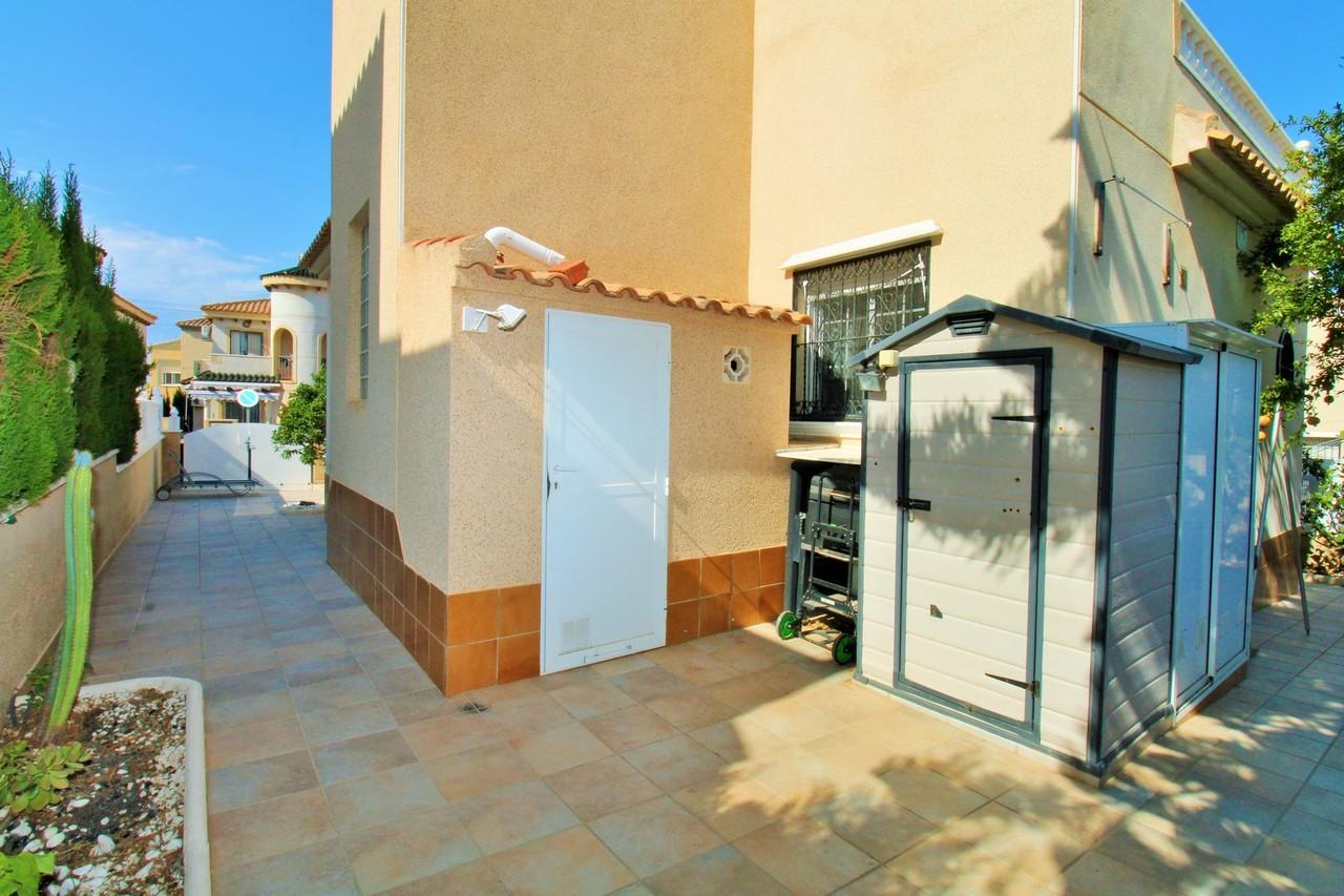 Villa en Venta en Orihuela