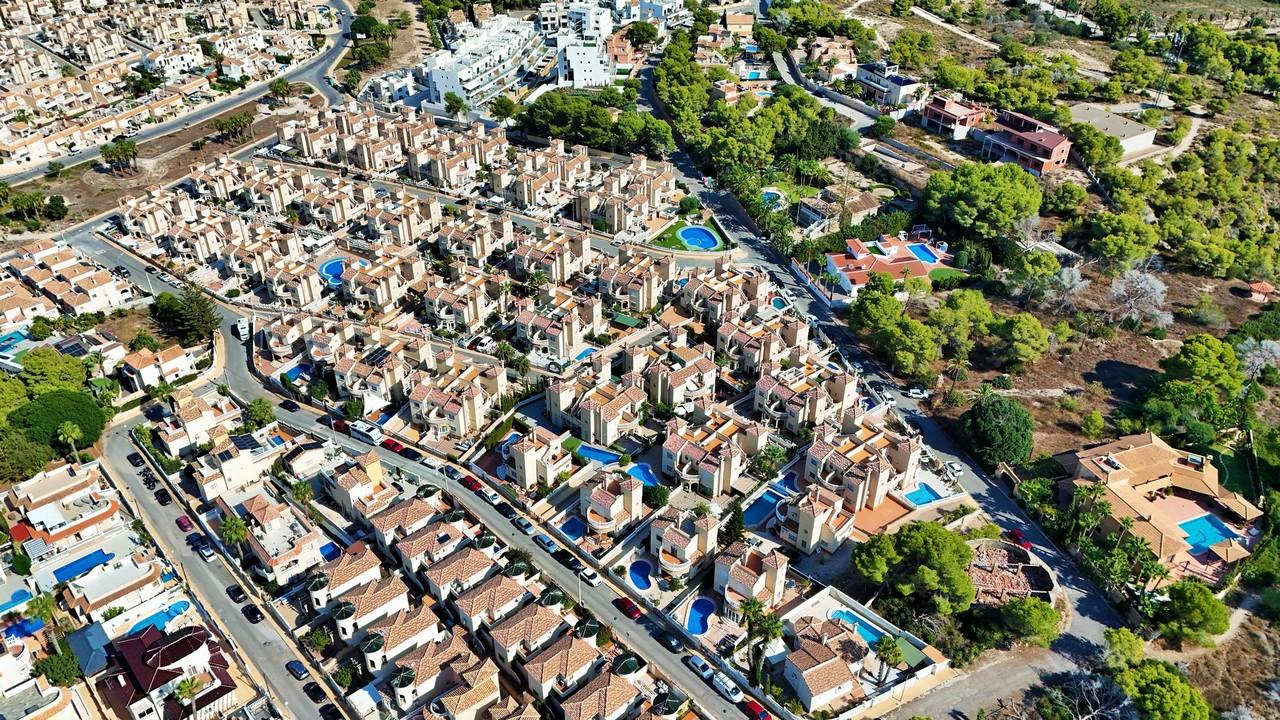 Villa en Venta en Orihuela