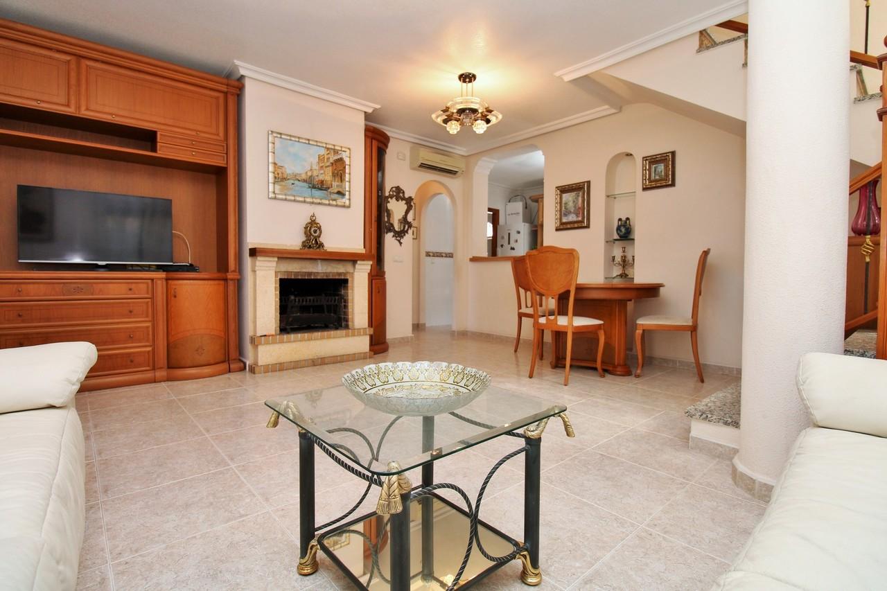 Villa en Venta en Orihuela