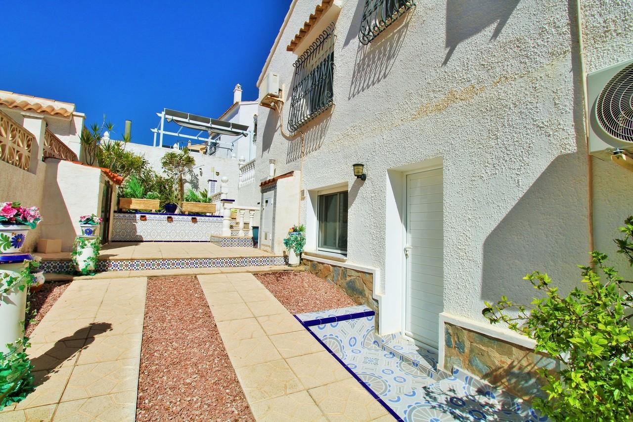 Villa en Venta en Orihuela