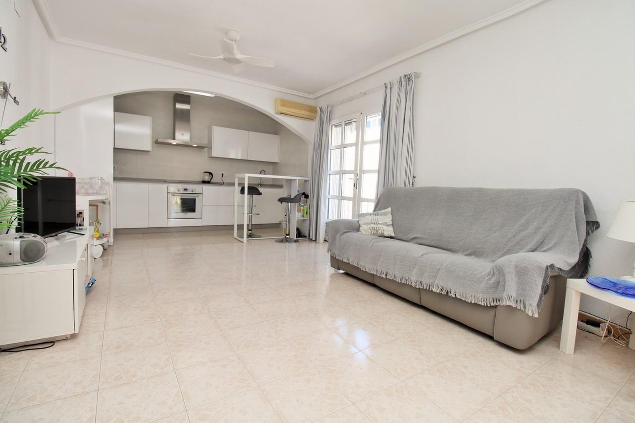 Villa en Venta en Orihuela