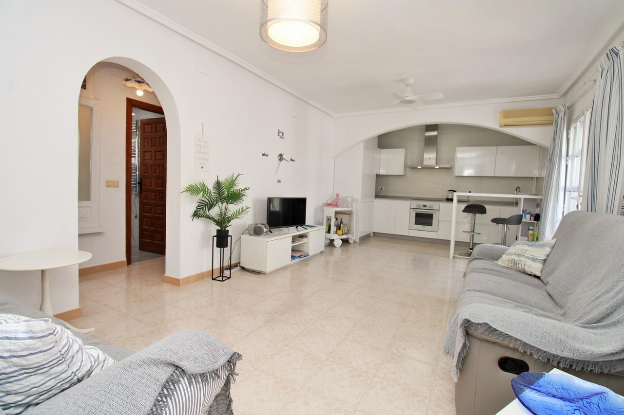 Villa en Venta en Orihuela