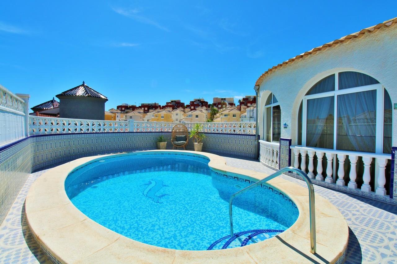 Villa en Venta en Orihuela