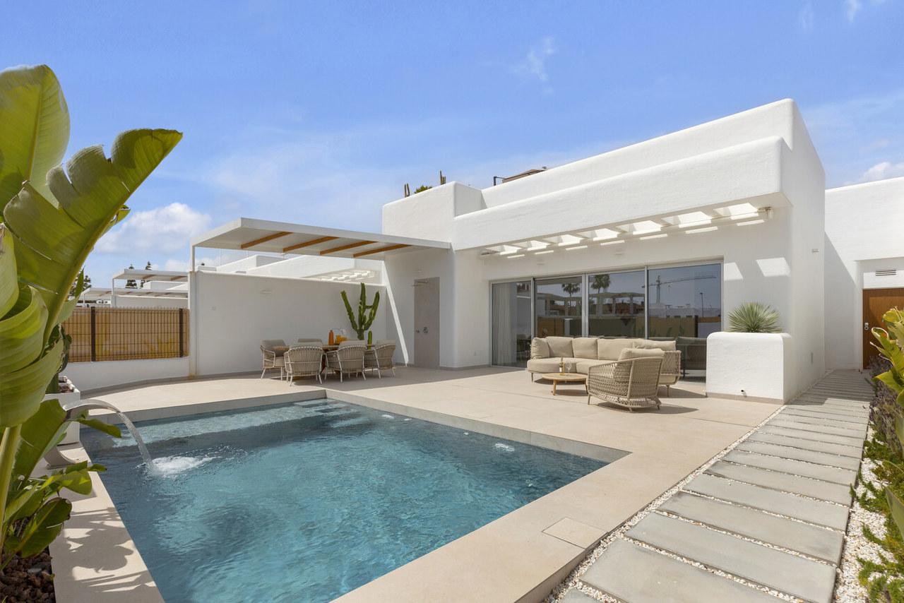 Villa en Venta en Los Alcázares