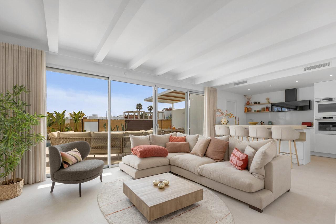 Villa en Venta en Los Alcázares