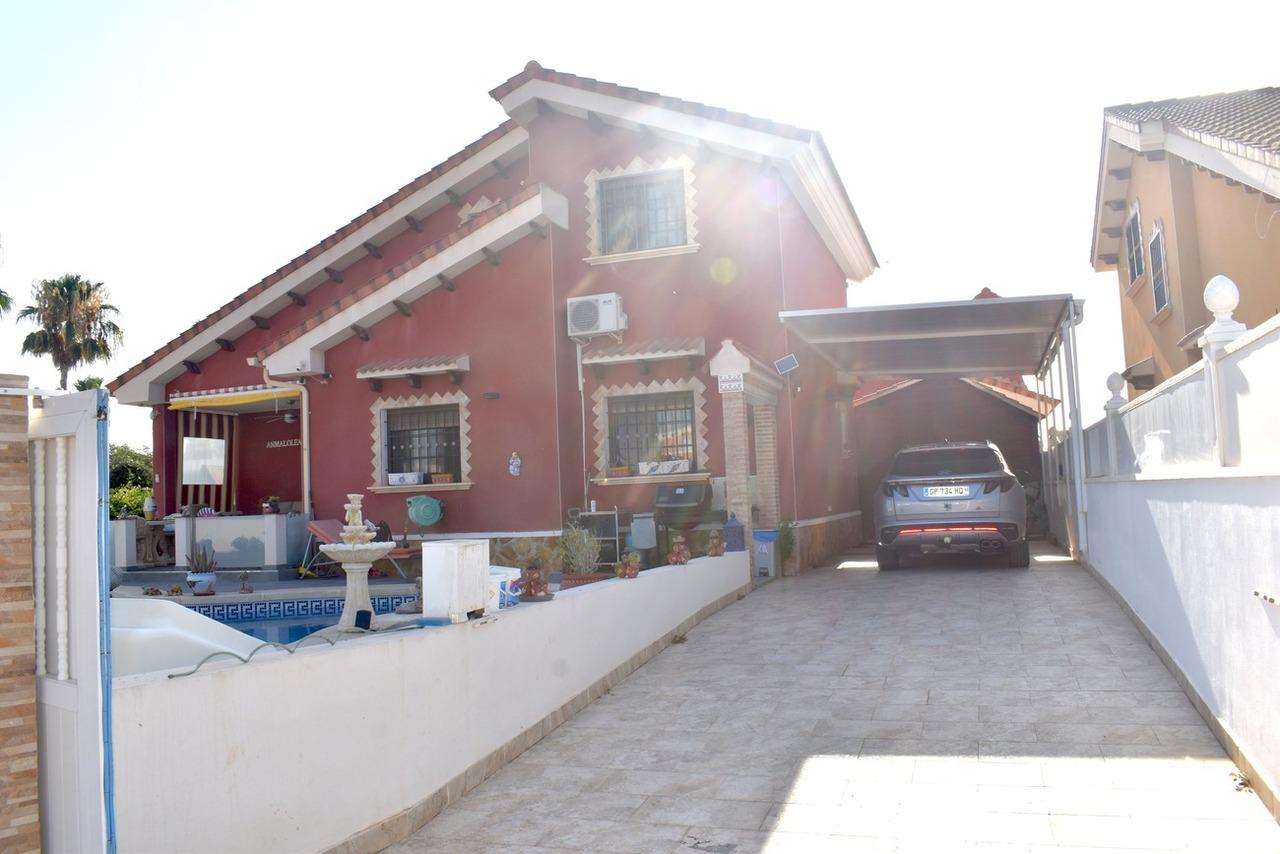 Villa en Venta en Guardamar del Segura