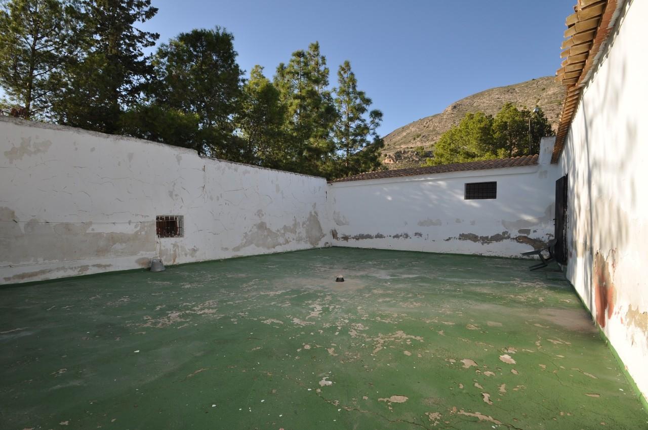 Villa for Sale in Fortuna