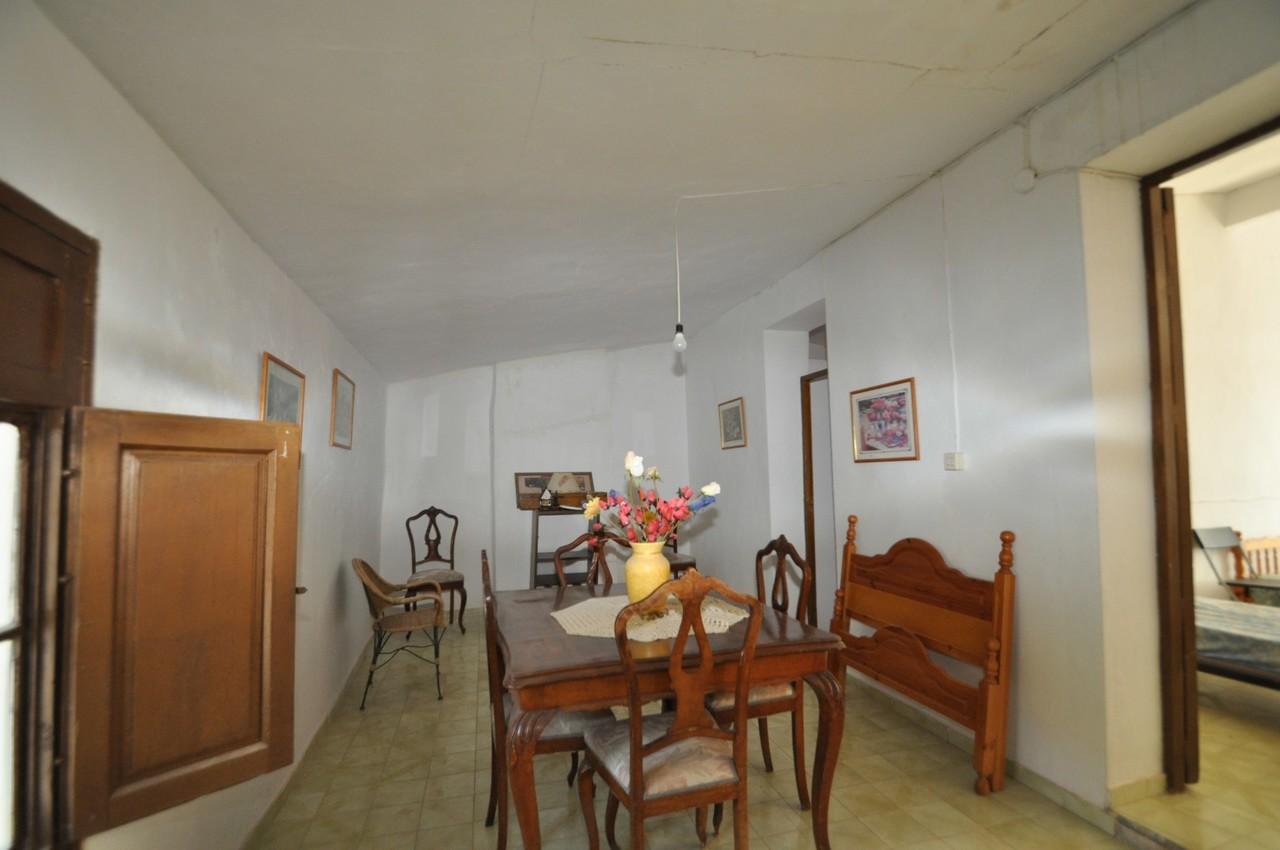 Villa for Sale in Fortuna