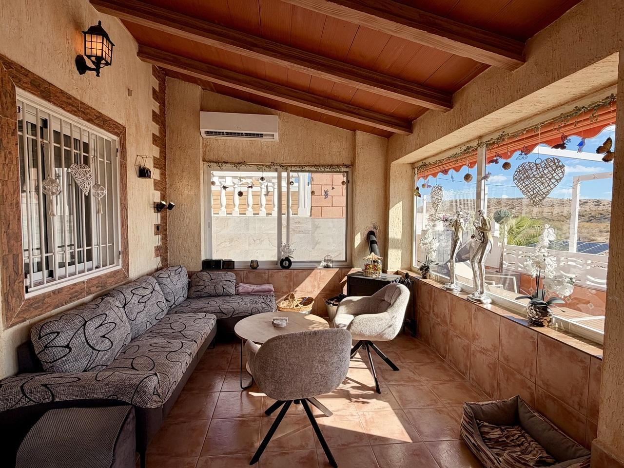 Villa for Sale in Fortuna