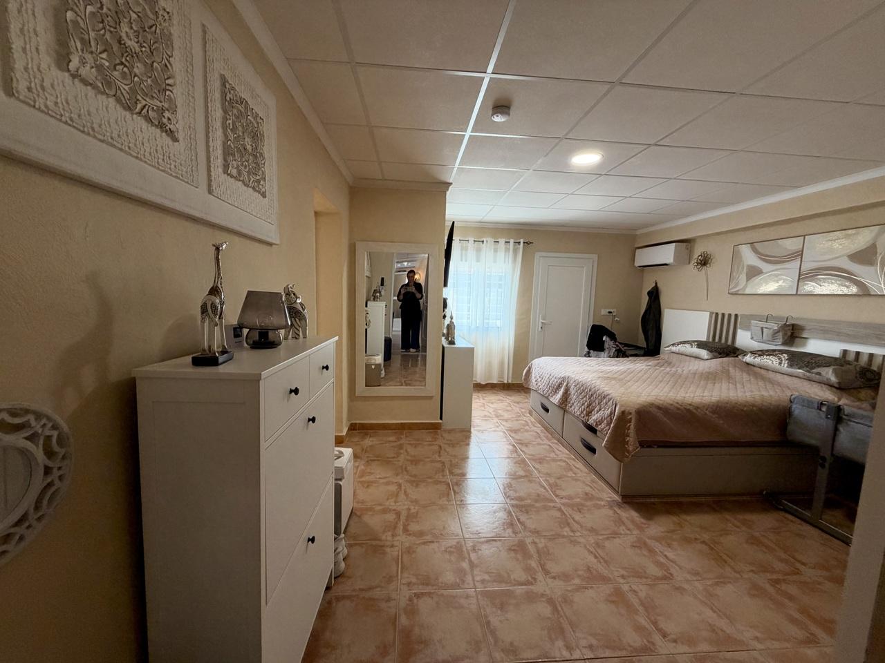 Villa for Sale in Fortuna