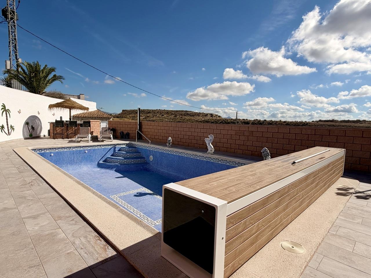 Villa for Sale in Fortuna