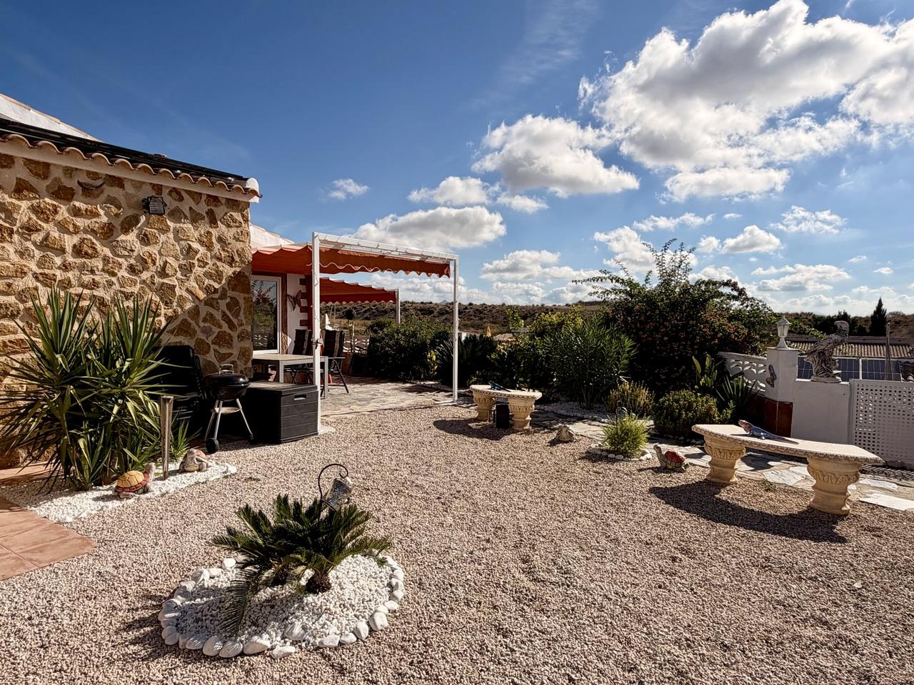 Villa for Sale in Fortuna