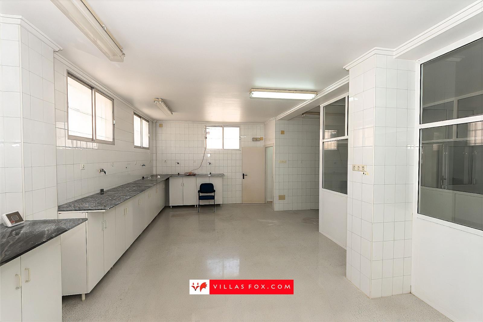Premise for Sale in San Miguel de Salinas