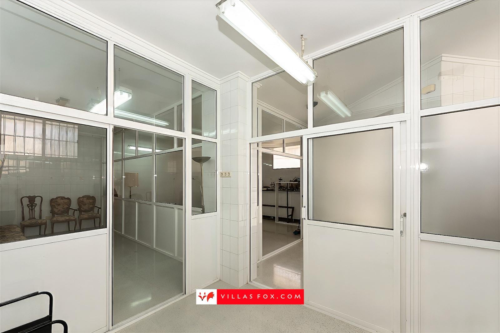 Premise for Sale in San Miguel de Salinas