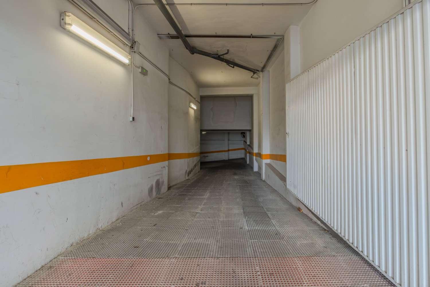 Garaje en Venta en Torrevieja