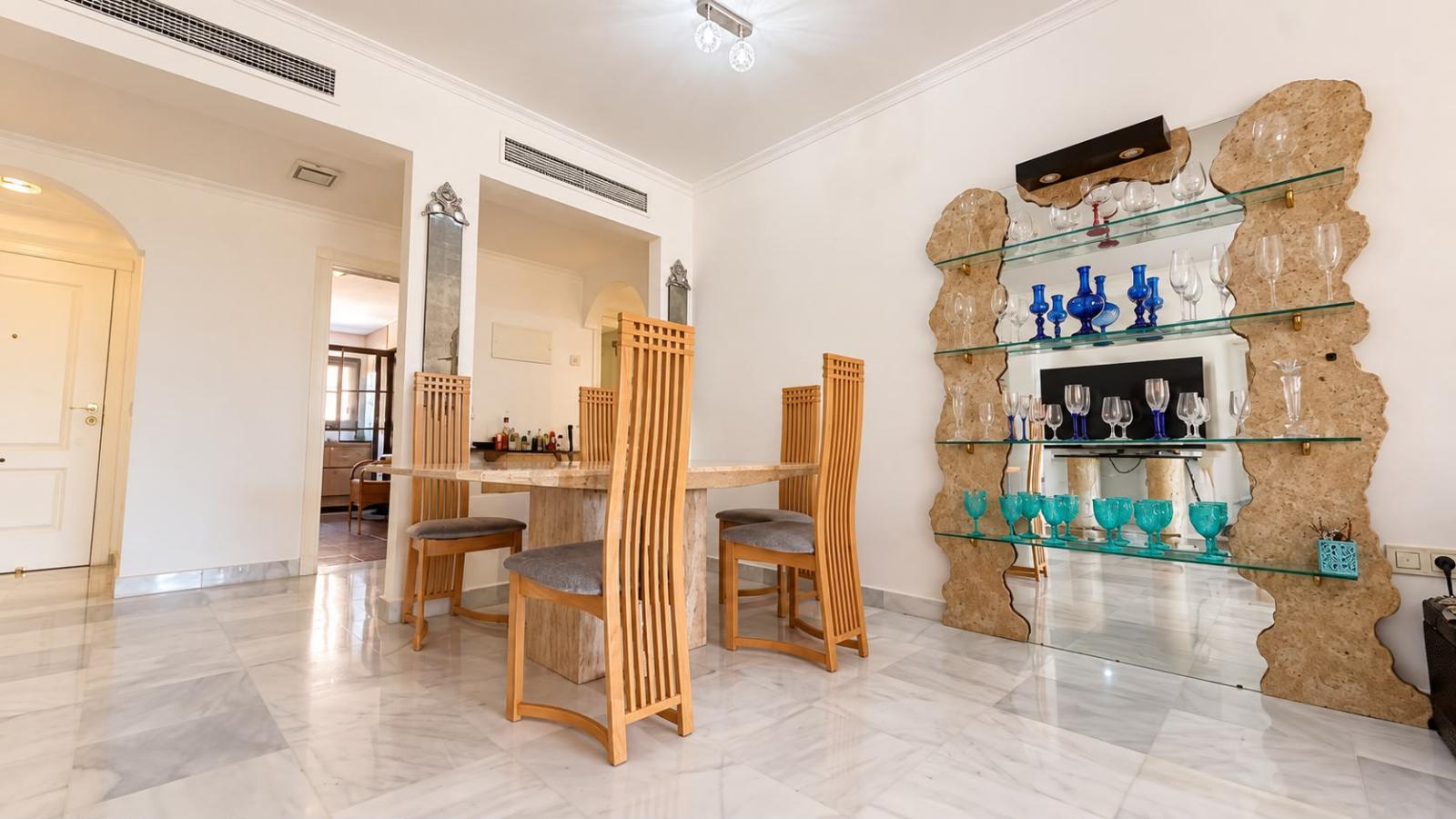 Apartamento en Venta en Estepona