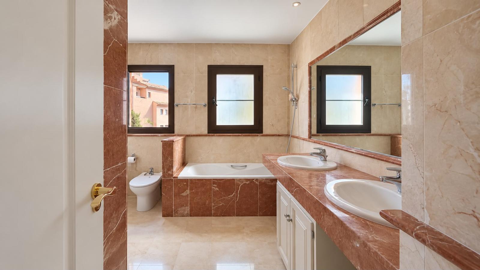 Apartamento en Venta en Estepona