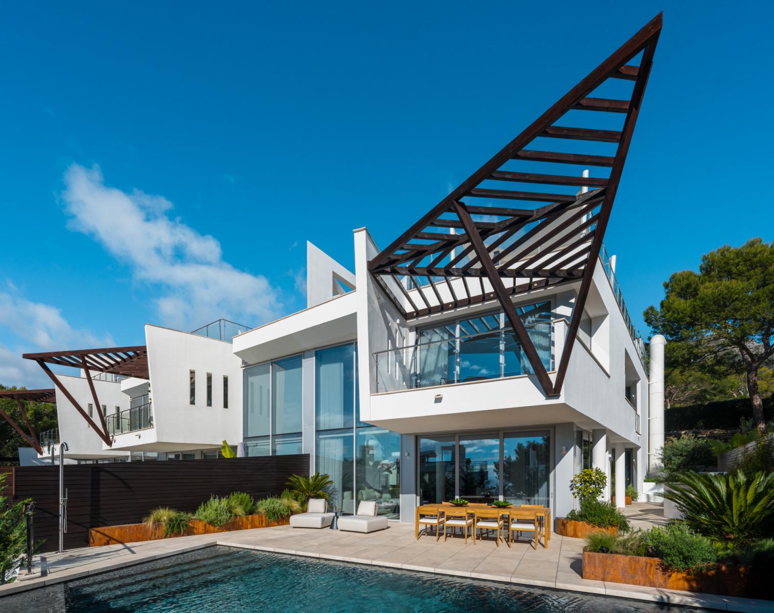 Semi-detached House for Sale in Marbella