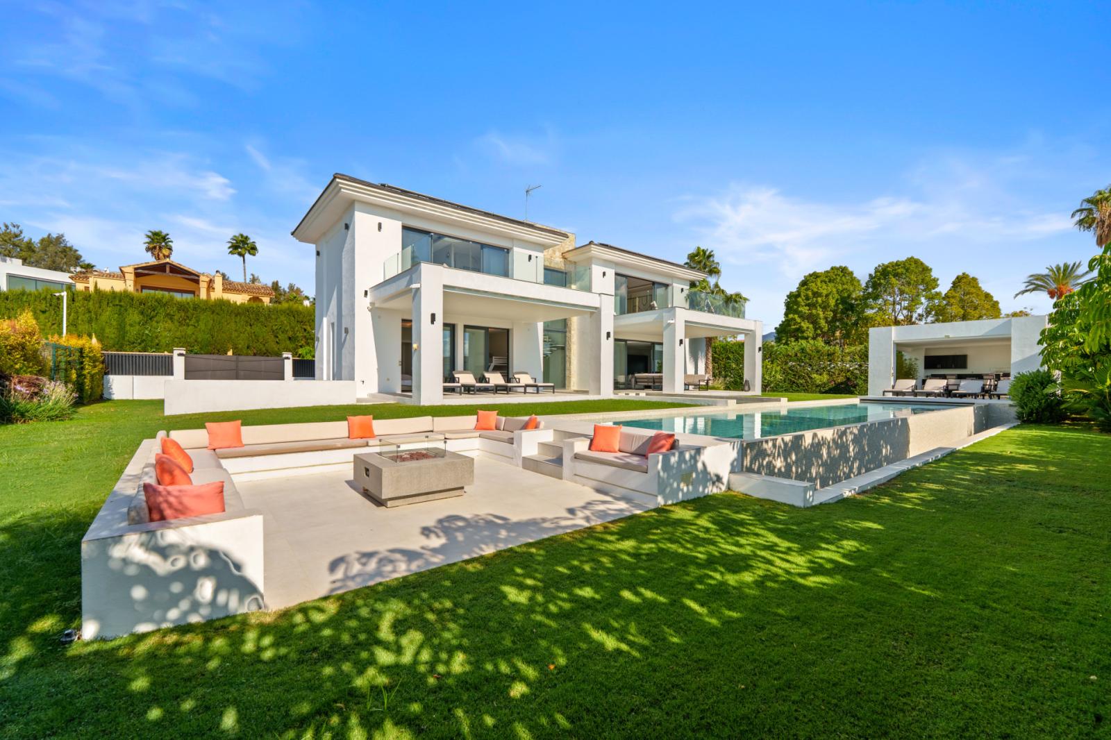 Villa for Sale in Benahavís