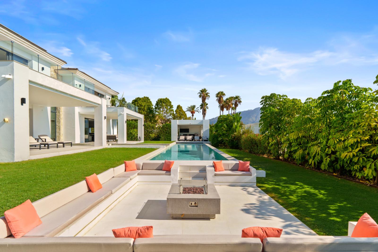 Villa for Sale in Benahavís