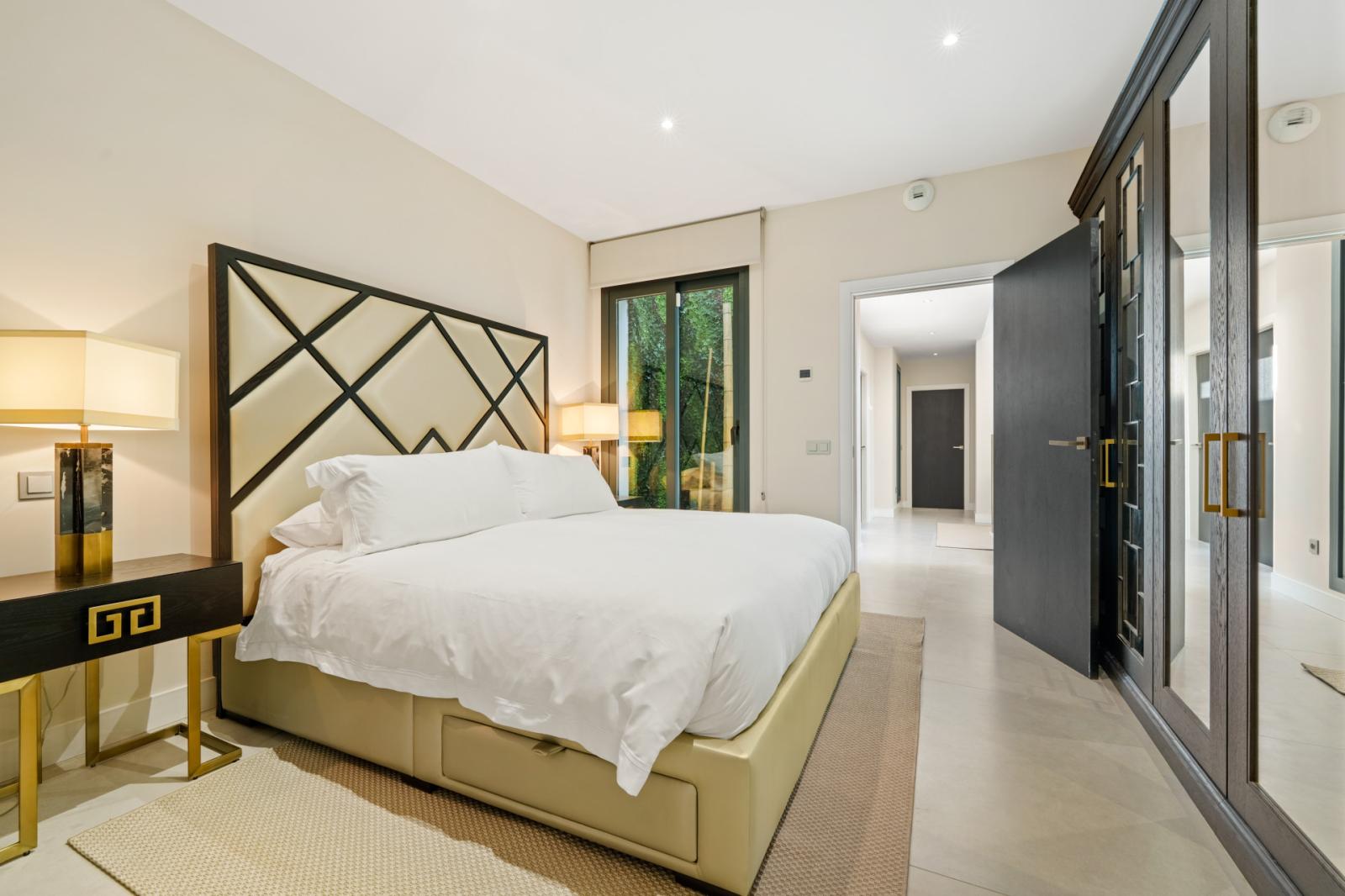 Villa for Sale in Benahavís
