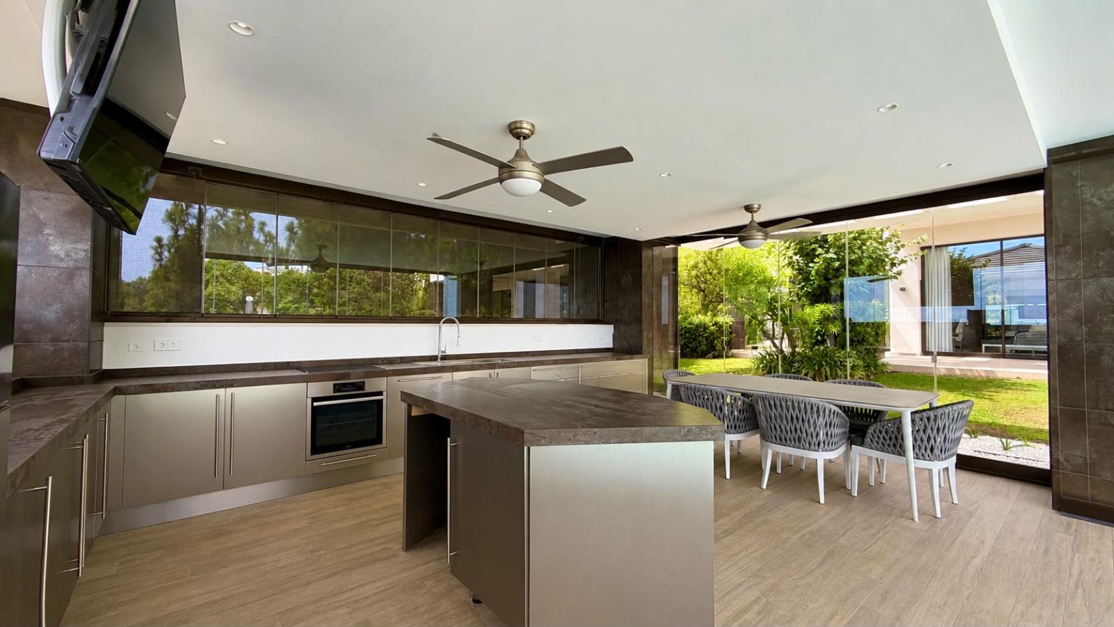 Villa for Sale in Benahavís