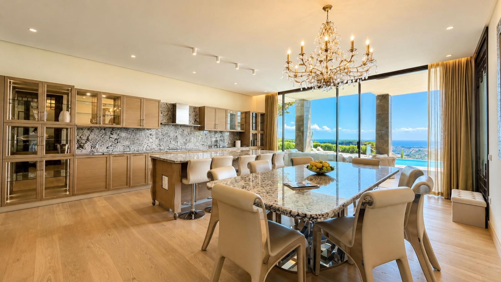 Villa for Sale in Benahavís