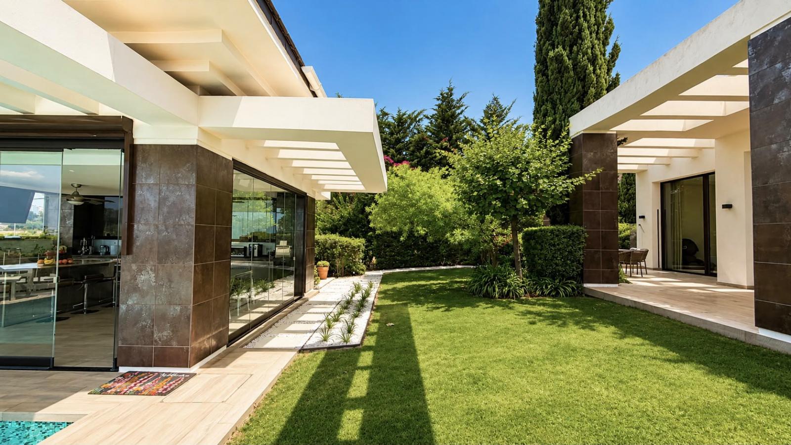Villa for Sale in Benahavís