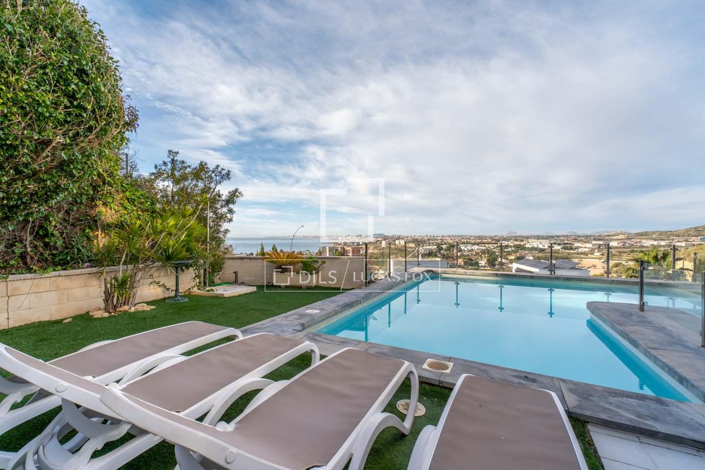 Casa en Venta en El Campello
