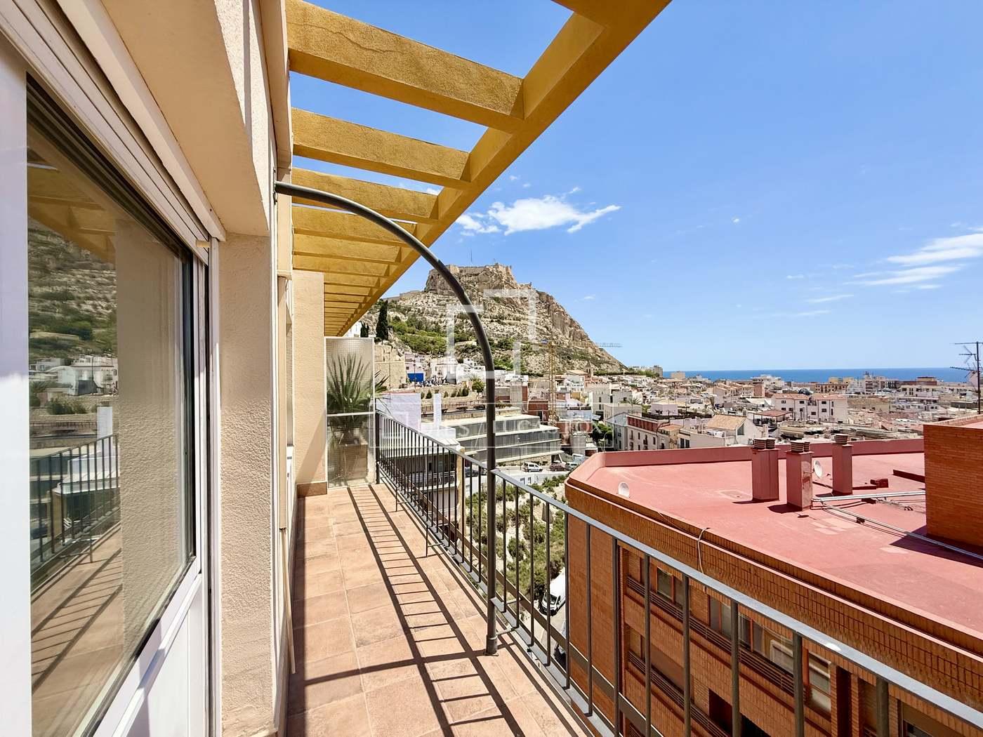 Apartamento en Venta en Alicante