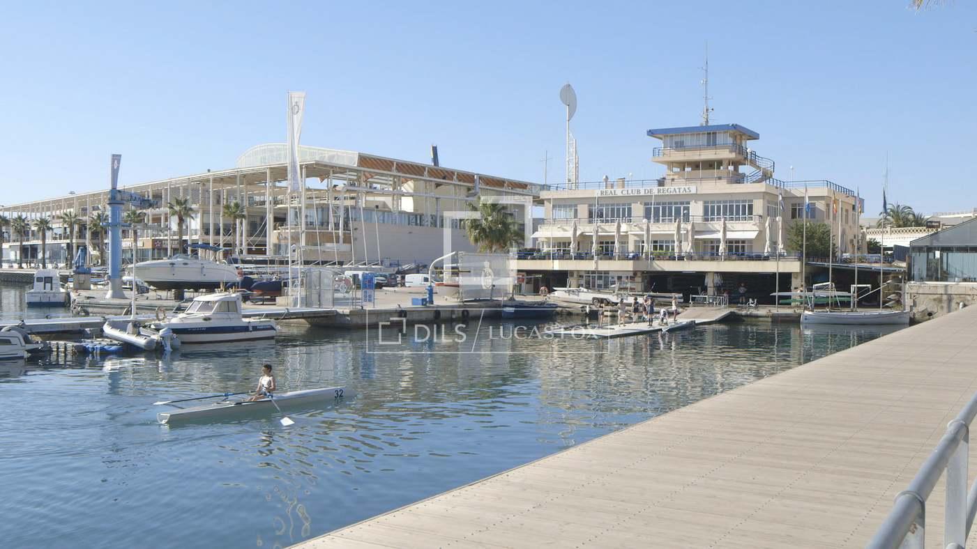 Apartamento en Venta en Alicante