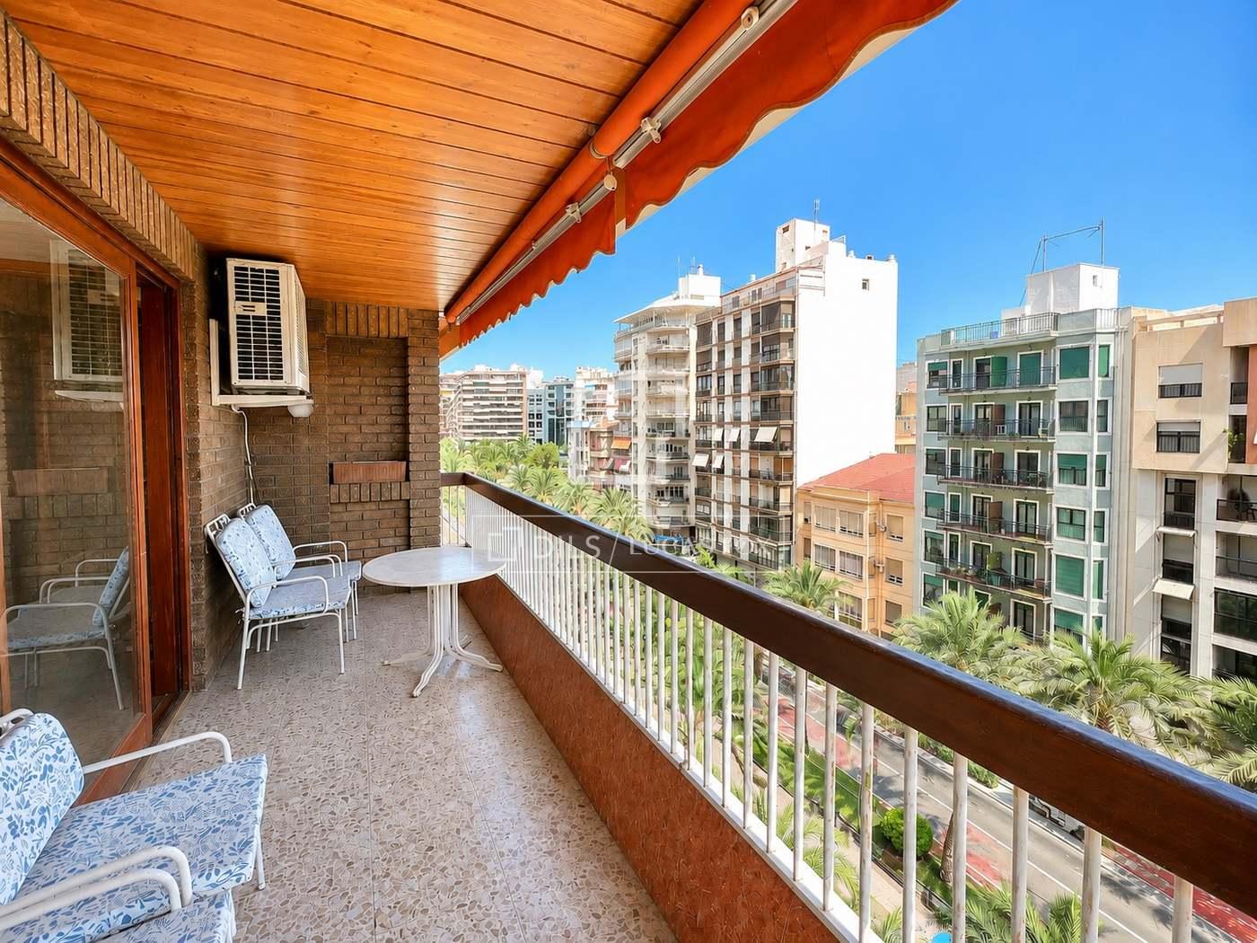 Apartamento en Venta en Alicante