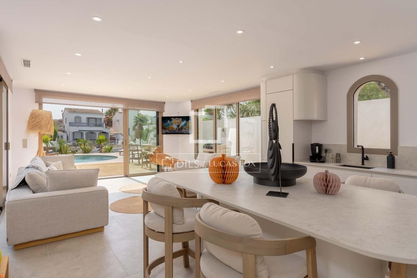 House for Sale in Empuriabrava