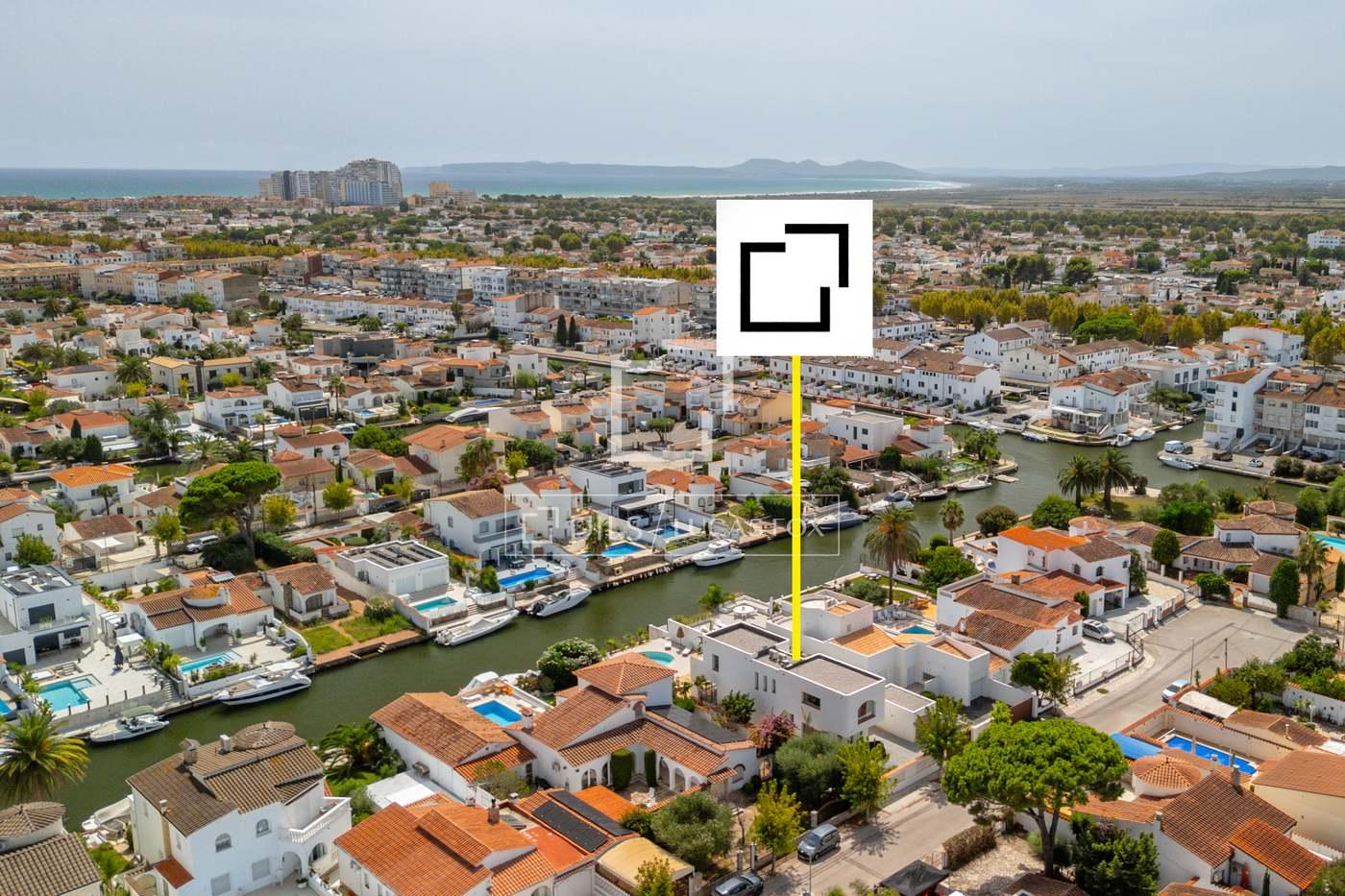 House for Sale in Empuriabrava