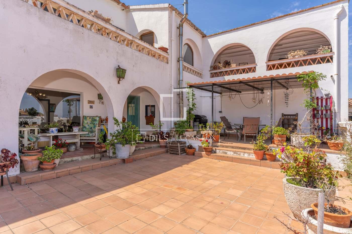 House for Sale in Begur