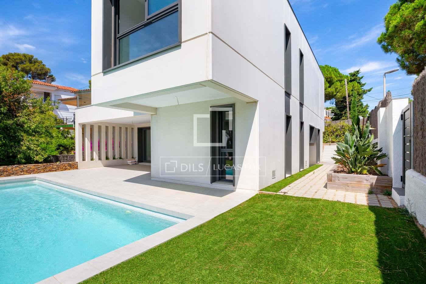 House for Sale in Llançà
