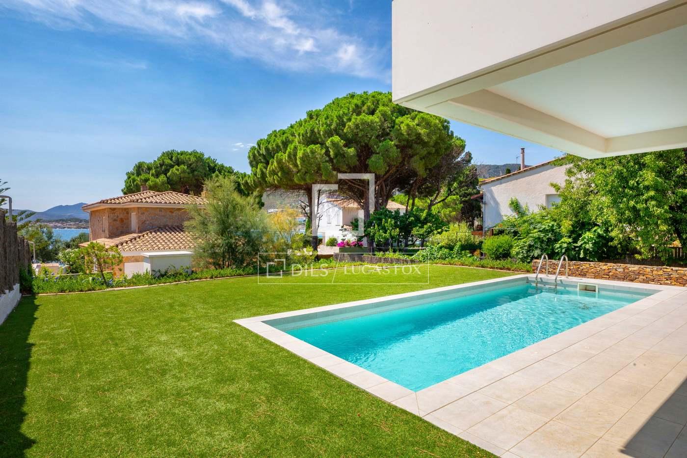 House for Sale in Llançà