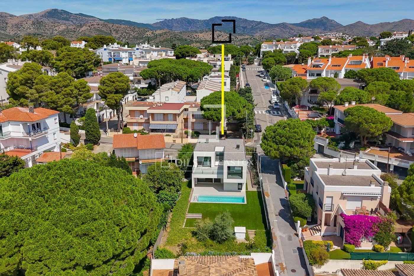 House for Sale in Llançà