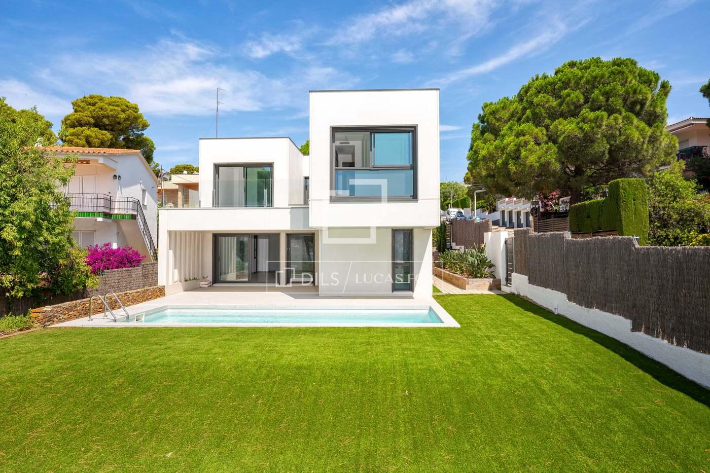 House for Sale in Llançà