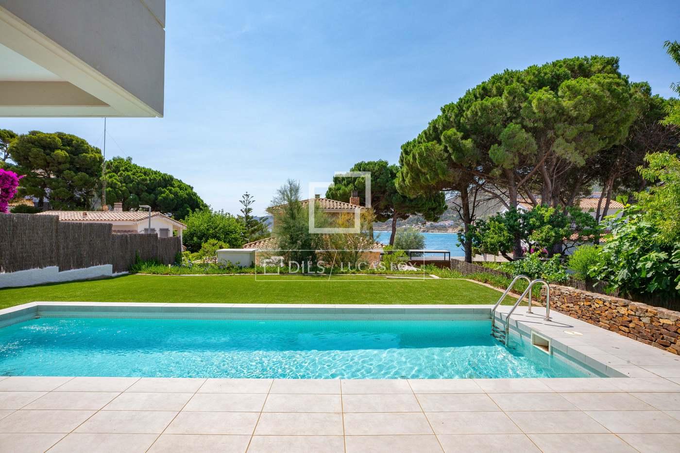 House for Sale in Llançà