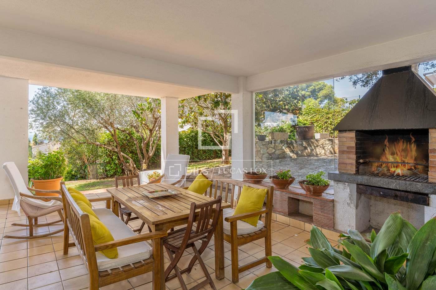 House for Sale in Roses