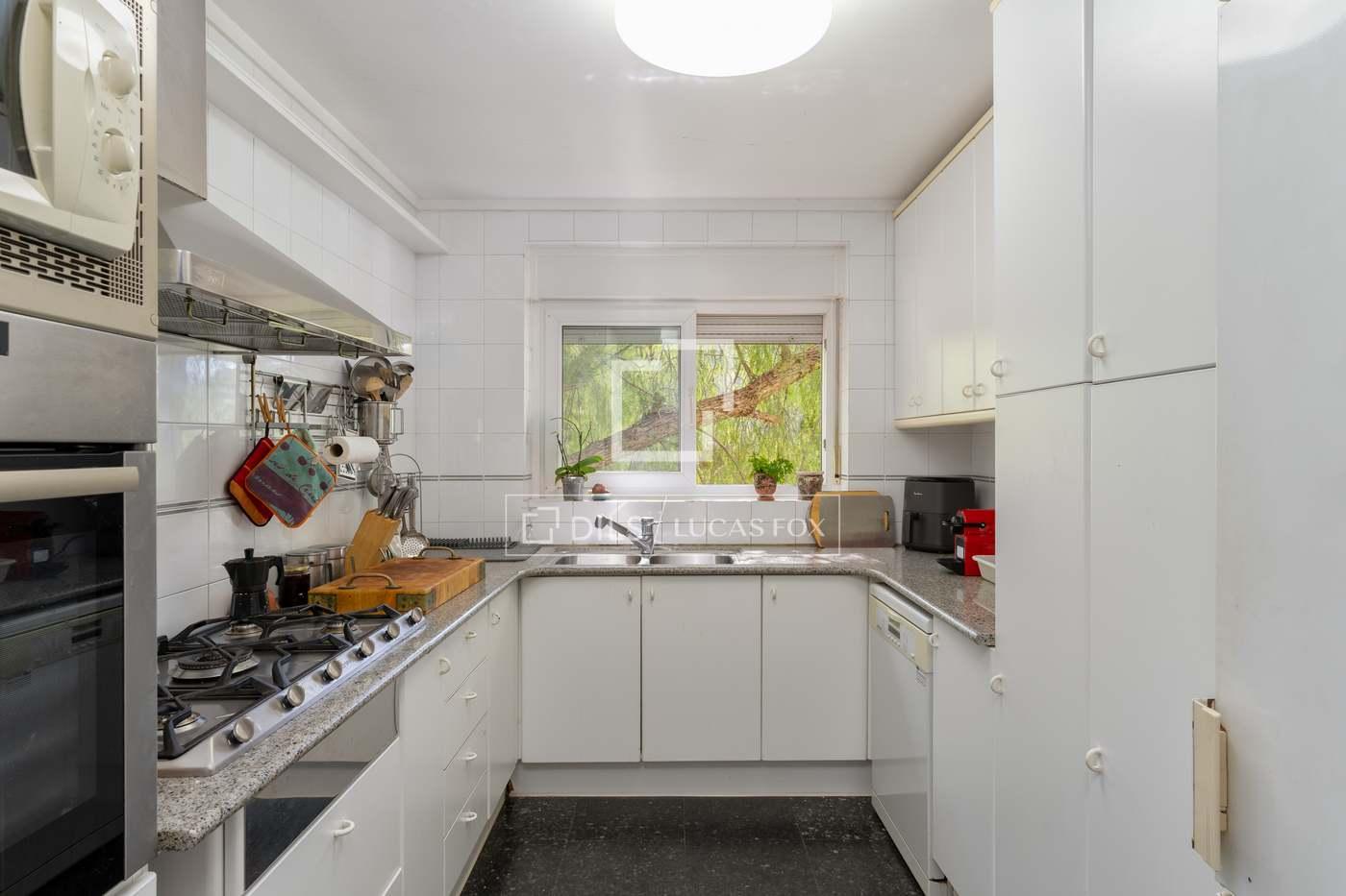 House for Sale in Roses