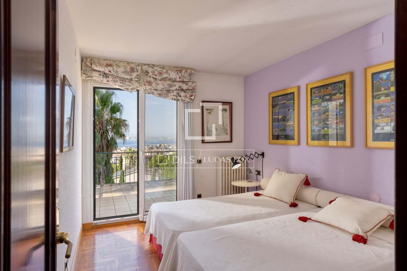 House for Sale in Roses