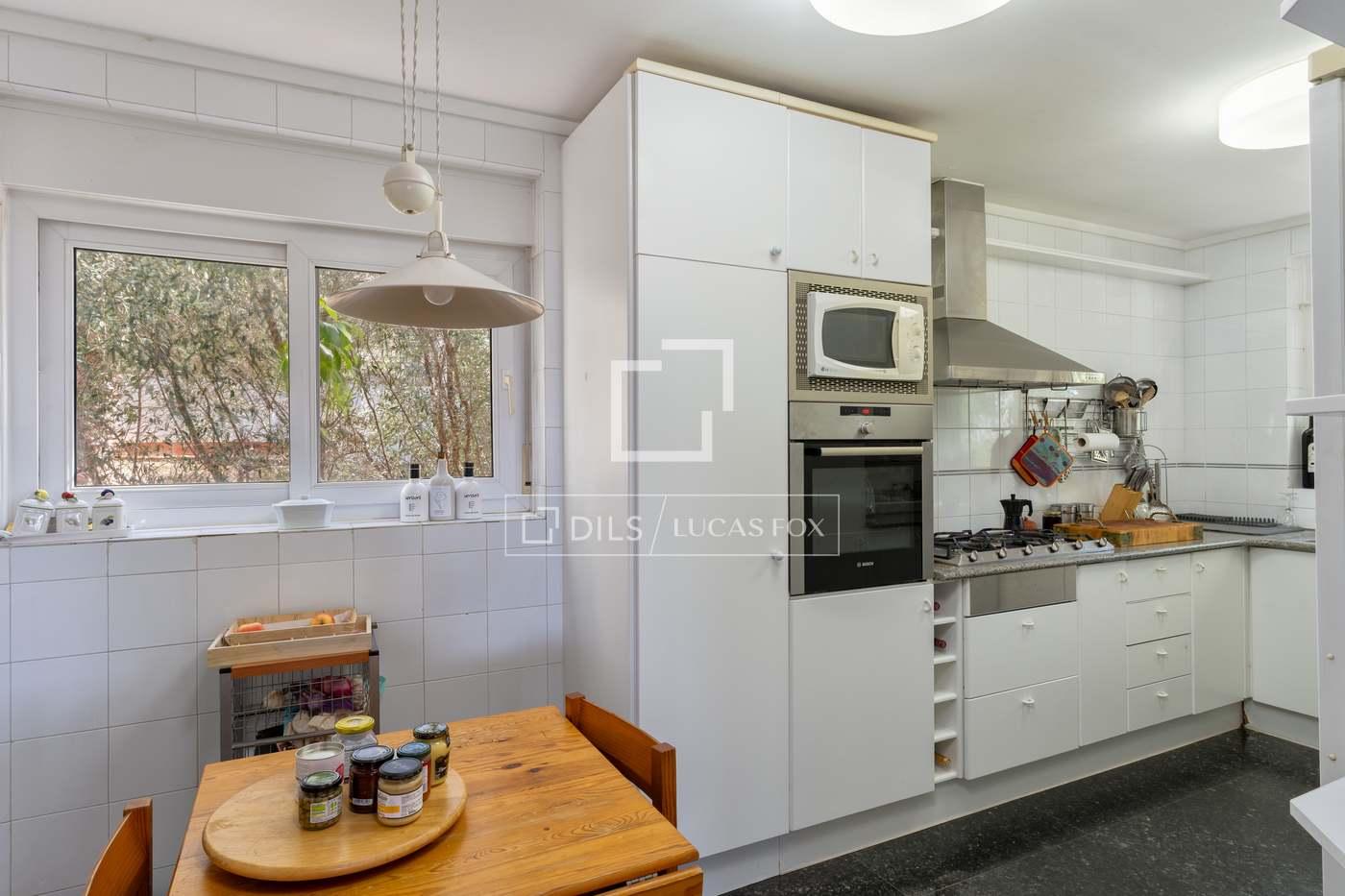 House for Sale in Roses